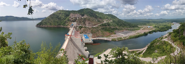 加纳布维水电站全景.jpg