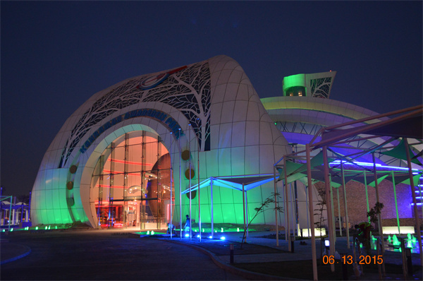 1645084046071034150.jpg 14.卡塔尔GTC400主题公园项目整体夜景.jpg