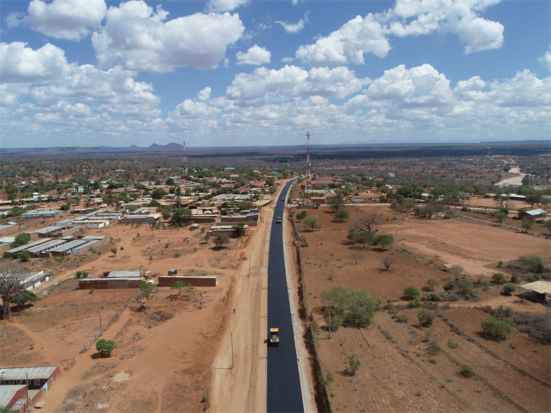 05 Kibwezi-Mutomo-Kitui-Migwani Road Project项目照片.jpg