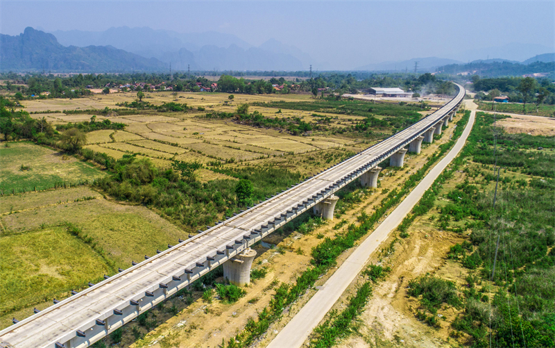 老中铁路桥梁Lao-China Railway Bridge.jpg